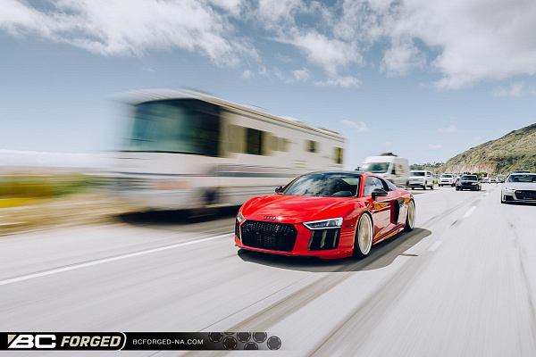 Фото дисков BC Forged HCS21 Глянцевая шампань на Audi R8 (4S)