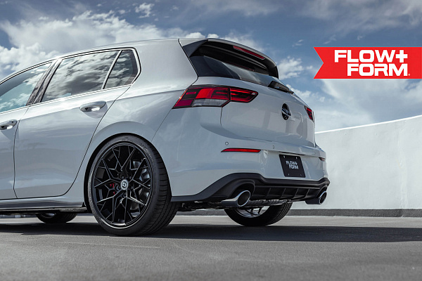 Фото дисков HRE FF10 Черный сатин на Volkswagen Golf VIII