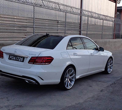Фото дисков HRE P101 на Mercedes-Benz E-Class (W212, S212, C207)