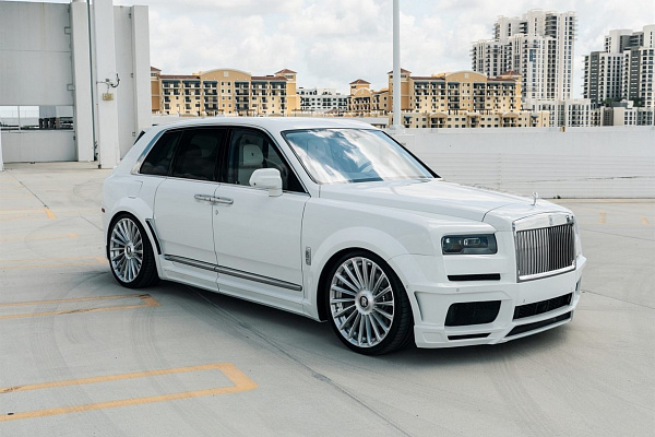 Фото дисков Anrky RF-282 Глянцевый лак на Rolls-Royce Cullinan