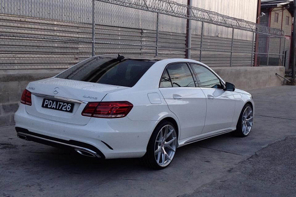 Mercedes-Benz E250