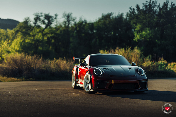Фото дисков Vossen GEN-01 Белый глянец на Porsche 911 VII
