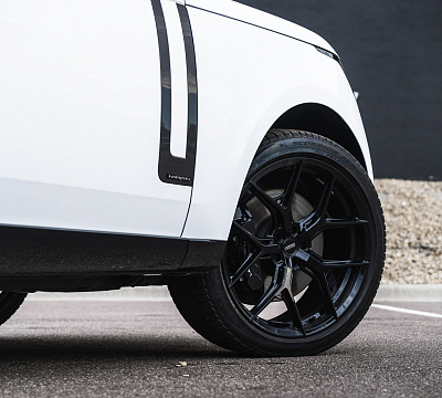 Фото дисков Vossen HF-5 на Land Rover Range Rover V