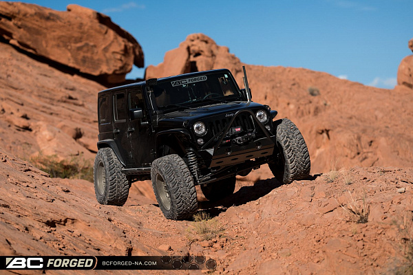 Фото дисков BC Forged LE72 // MLE72 Сатиновая бронза на Jeep Wrangler III (JK)
