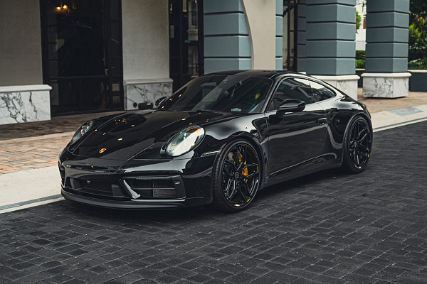 Фото дисков Brixton Forged PF12 R / RS Черный глянец на Porsche 911 VIII