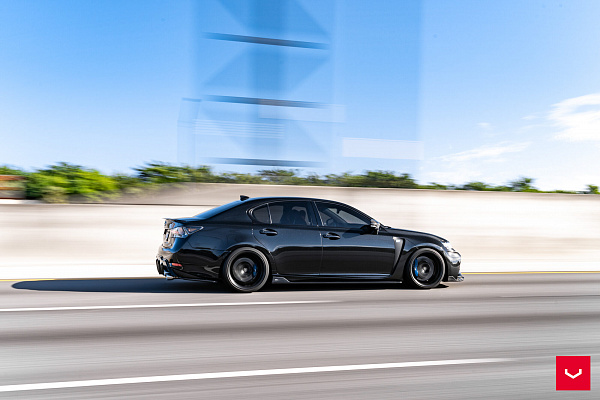 Фото дисков Vossen HF-5 Черный сатин на Lexus GS IV