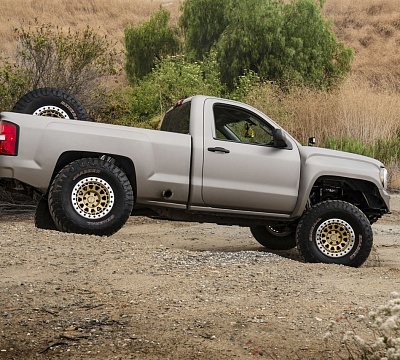 Фото дисков Black Rhino PRIMM на GMC Sierra III