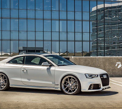 Фото дисков HRE P101 на Audi A/S/RS 5 (8T)