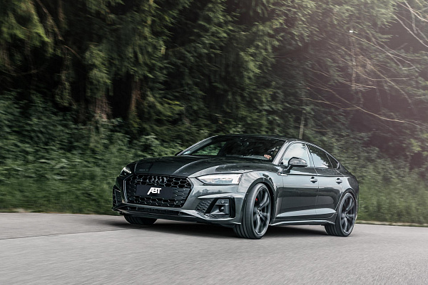 Audi A5 (B10)