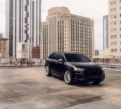 Фото дисков Vossen HFX-2 (5-Lug) на Audi Q7 (4M)