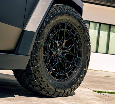 Фото дисков Vossen HFX-1 (6-Lug) на Tesla Cybertruck