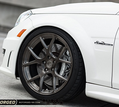 Фото дисков BC Forged RZ05 на Mercedes-Benz C-Class (W204)