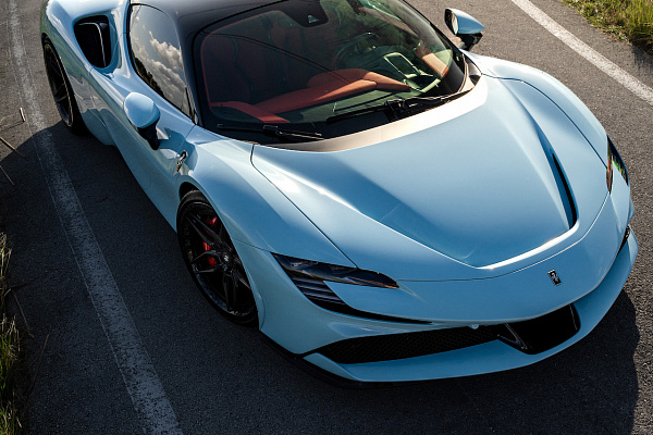 Фото дисков Strasse Wheels SV4-RS Deep Concave FS Черный сатин на Ferrari SF90
