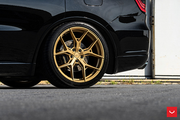 Фото дисков Vossen HF-5 Глянцевое золото на Dodge Durango III