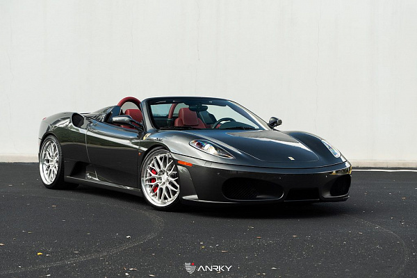 Фото дисков Anrky RS1 Глянцевый лак на Ferrari F430