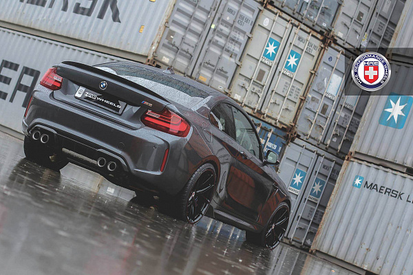 Фото дисков HRE P101 Черный глянец на BMW 2/M2 (F22/F87)