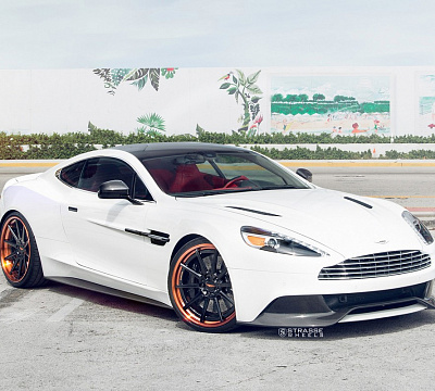 Фото дисков Strasse Wheels R10 Deep Concave FS на Aston Martin Vanquish 2