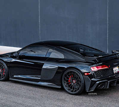 Фото дисков Strasse Wheels SV15FF Deep Concave FS на Audi R8 (4S)