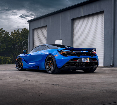 Фото дисков Strasse Wheels SV4 Deep Concave FS на McLaren 720S
