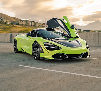 Фото дисков Strasse Wheels SV10M Deep Concave FS на McLaren 720S