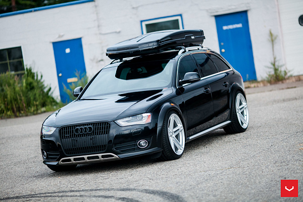 Фото дисков Vossen VFS-5 Серебро на Audi A/S/RS 4 (B8)