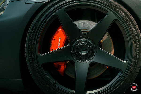 Фото дисков Vossen GEN-01 Черный сатин на Porsche Taycan I