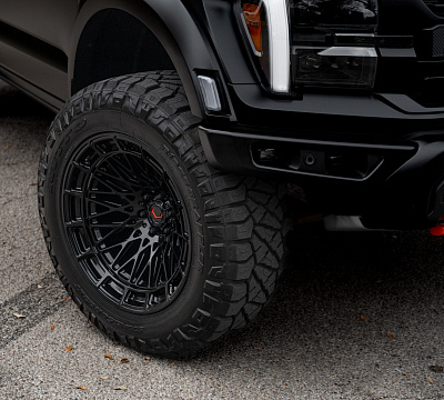 Фото дисков Vossen LCX-03 на GMC Sierra IV