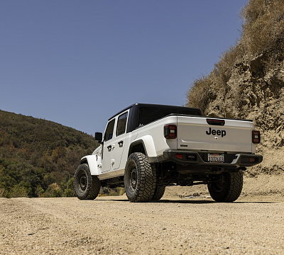 Фото дисков Rotiform STL на Jeep Gladiator II (JT)