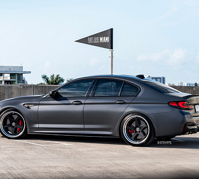 Фото дисков Strasse Wheels S5 Track на BMW 5/M5 (G30/F90)