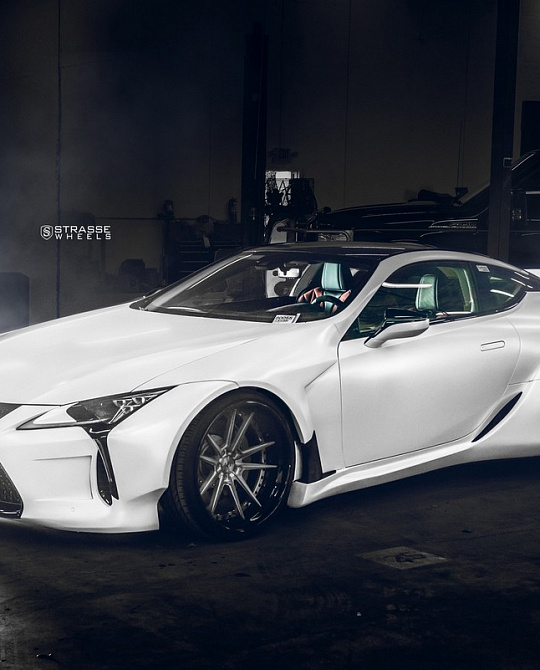 Фото дисков SV1 Deep Concave FS Глянцевый лак на Lexus LC 500