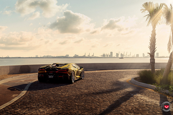 Фото дисков Vossen VPS-2 (3-Piece) Глянцевый лак на Lamborghini Revuelto