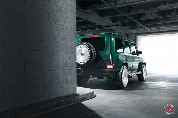 Фото дисков Vossen LC3-11 Глянцевый лак на Mercedes-Benz G-Class III