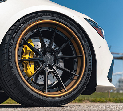Фото дисков Strasse Wheels SV10M Deep Concave FS на Mercedes-Benz AMG GT I