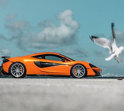 Фото дисков Vossen S17-01 на McLaren 570S