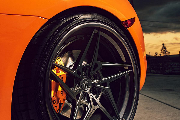 Фото дисков Anrky S3-X3 Черный сатин на McLaren 12C