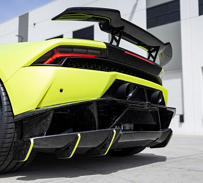 Фото дисков Strasse Wheels SV10T Deep Concave FS на Lamborghini Huracan