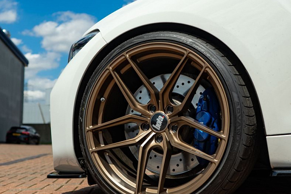 Фото дисков Bola B11 Сатиновая бронза на BMW 2/M2 (F22/F87)