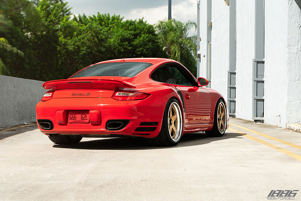 Фото дисков 1886 Wheels S005 Сатиновое золото на Porsche 911 VI