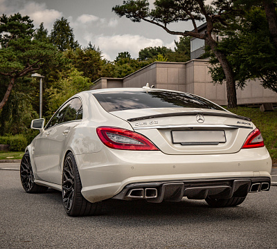 Фото дисков Vossen HF-2 на Mercedes-Benz CLS (C218)
