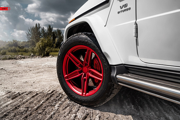 Фото дисков Anrky AN15 Красный сатин на Mercedes-Benz G-Class III