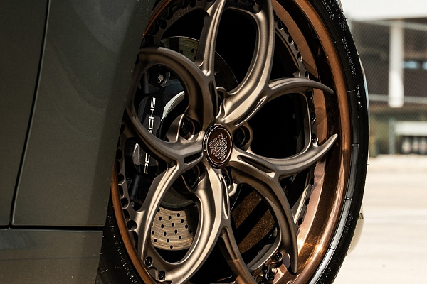 Фото дисков Anrky S3-X0 Сатиновая бронза на Porsche 911 VIII