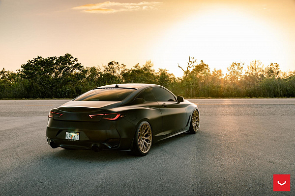 Фото дисков Vossen HF-2 Глянцевое золото на Infiniti Q60 II
