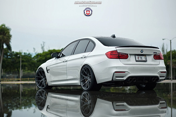Фото дисков HRE P101 Сатиновый графит на BMW 3/M3 (F3x/F80)