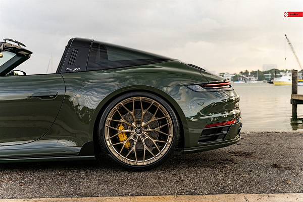 Фото дисков Anrky AN10 Глянцевое темное золото на Porsche 911 VIII