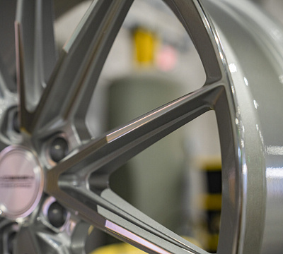 Vossen HFX-2 (6-Lug)