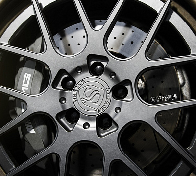 Фото дисков Strasse Wheels SM7 Deep Concave FS на Mercedes-Benz AMG GT I