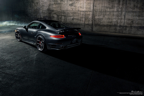 Фото дисков Brixton Forged CM5-R Черный сатин на Porsche 911 VII