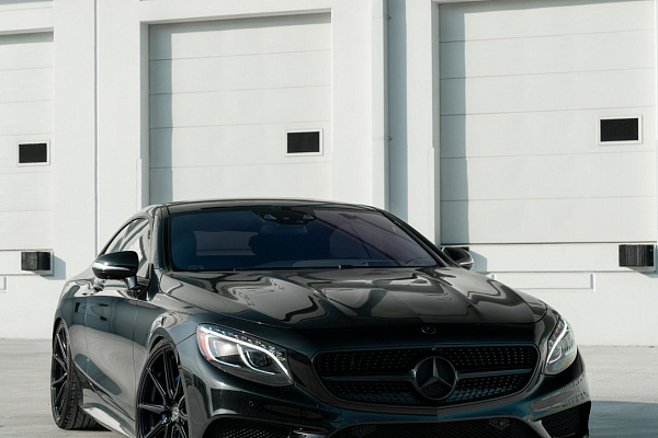 Фото дисков Vossen HF-3 Черный глянец на Mercedes-Benz S-Class (W222, C217)