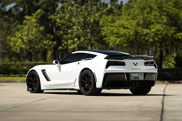 Фото дисков BC Forged RZ05 Черный сатин на Chevrolet Corvette C7