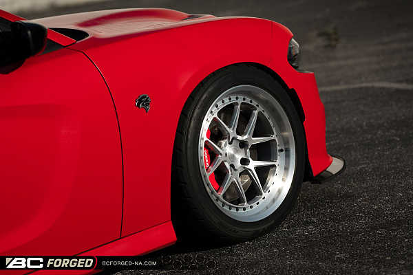Фото дисков BC Forged LE52 // MLE52 Глянцевый лак на Dodge Charger VII